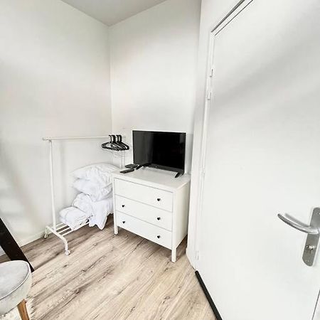 Rome - Studio Meuble A Reims Apartment Bagian luar foto