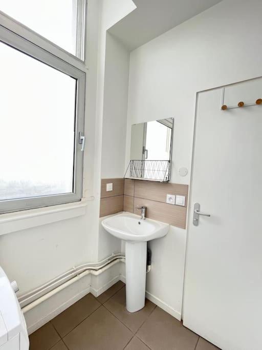 Rome - Studio Meuble A Reims Apartment Bagian luar foto